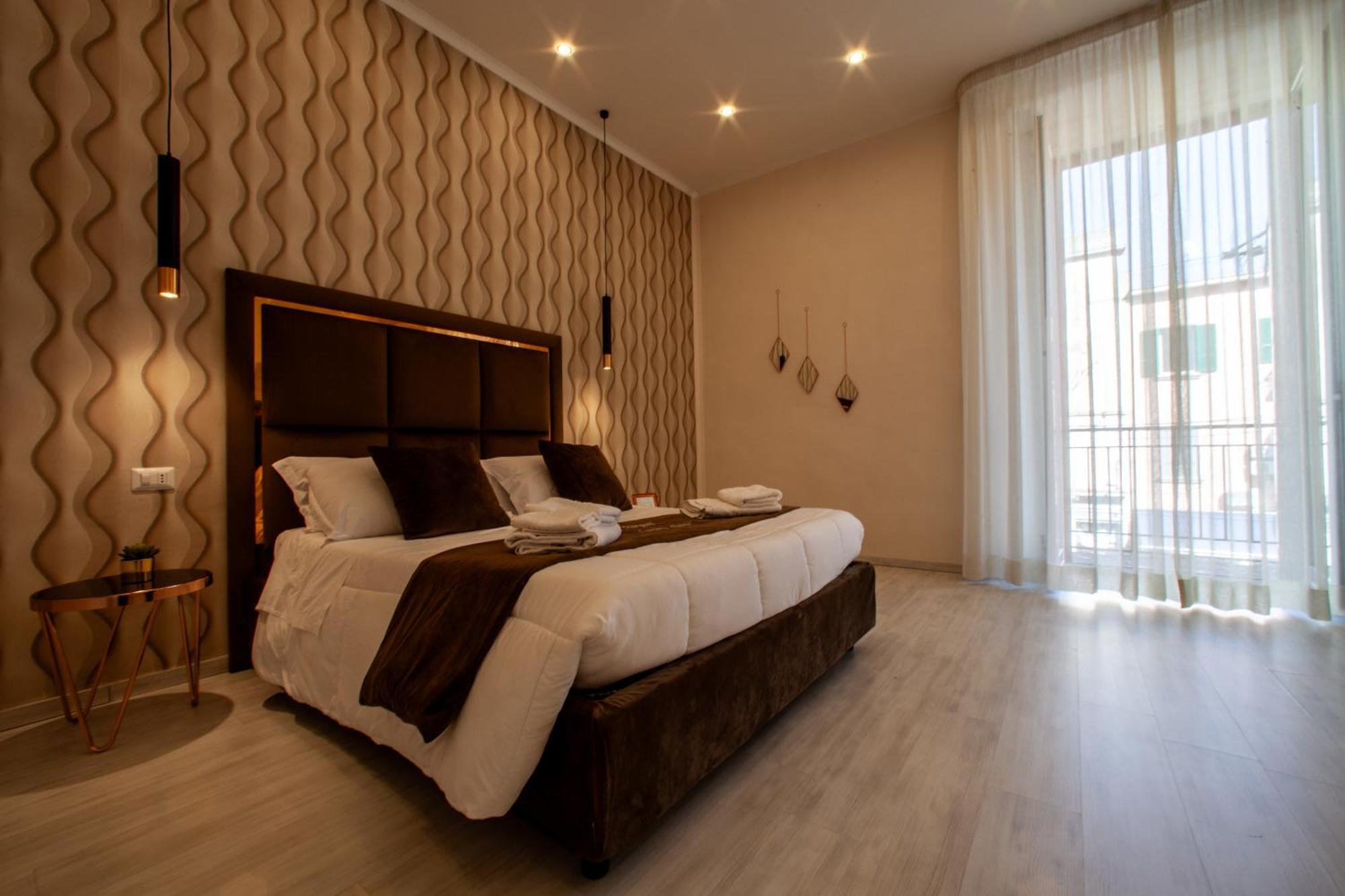 Airport Luxury Rooms Naples Luaran gambar