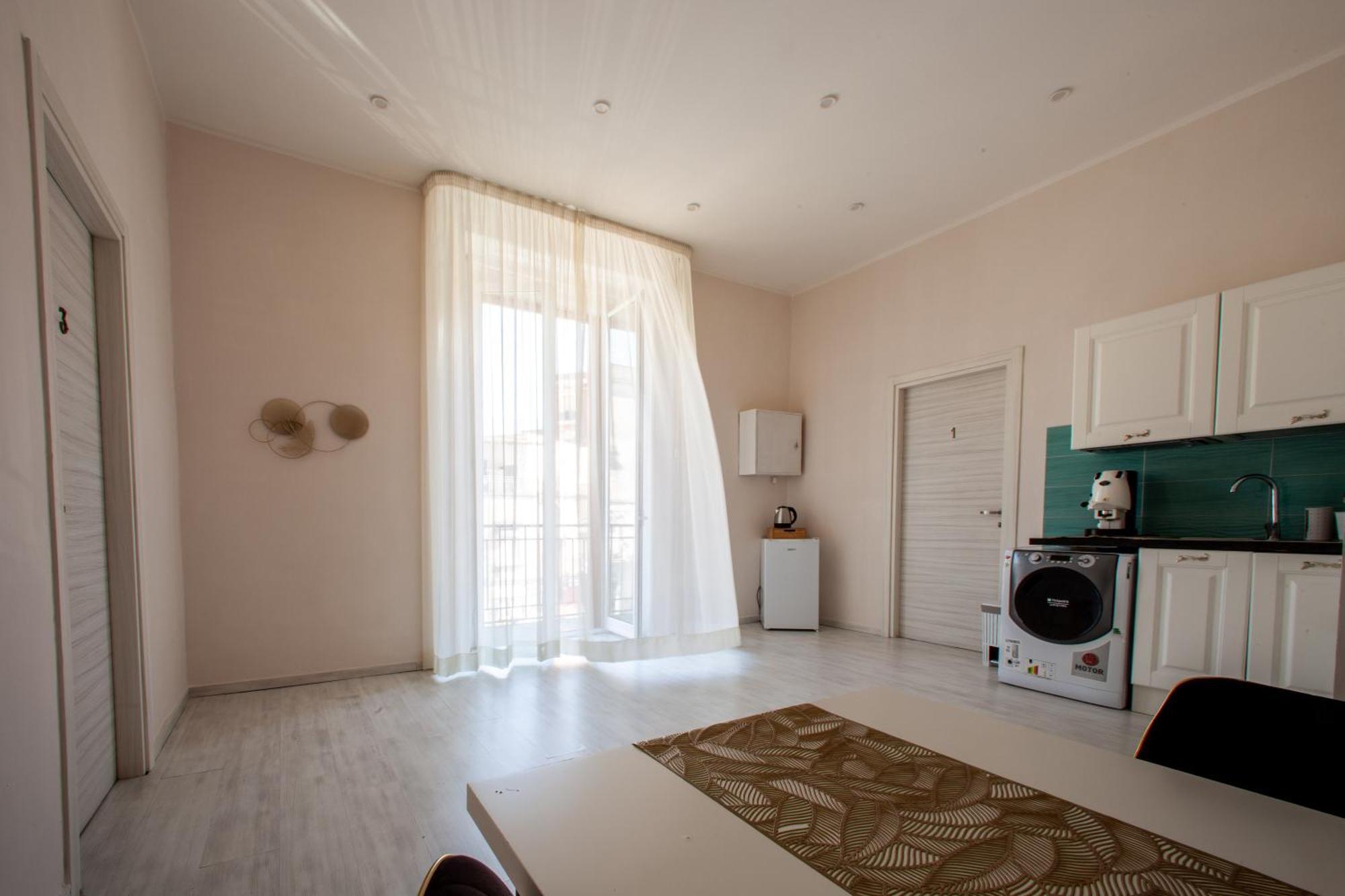 Airport Luxury Rooms Naples Luaran gambar