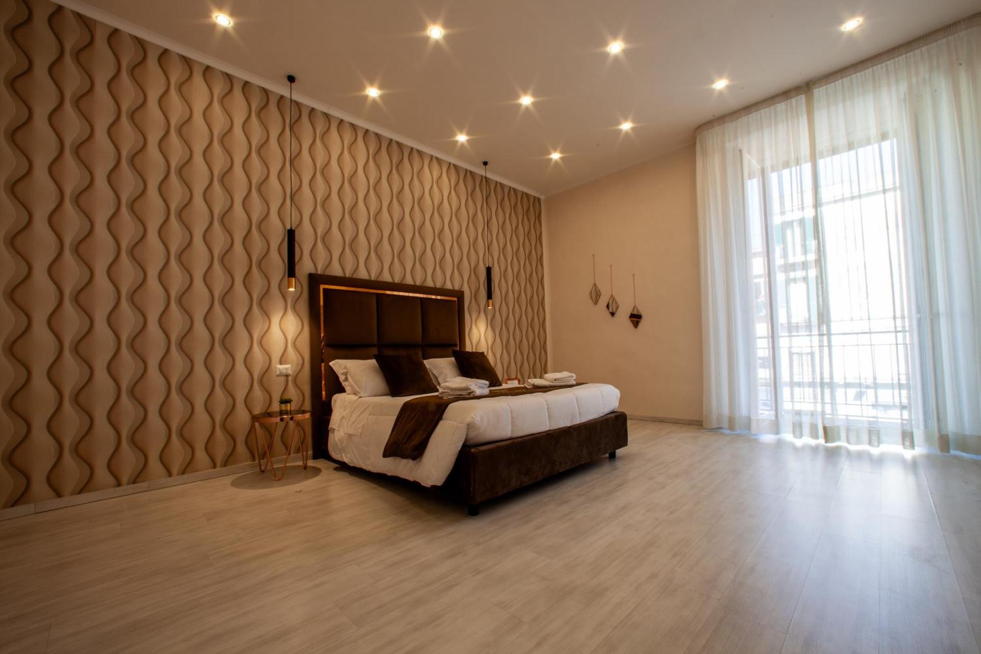 Airport Luxury Rooms Naples Luaran gambar